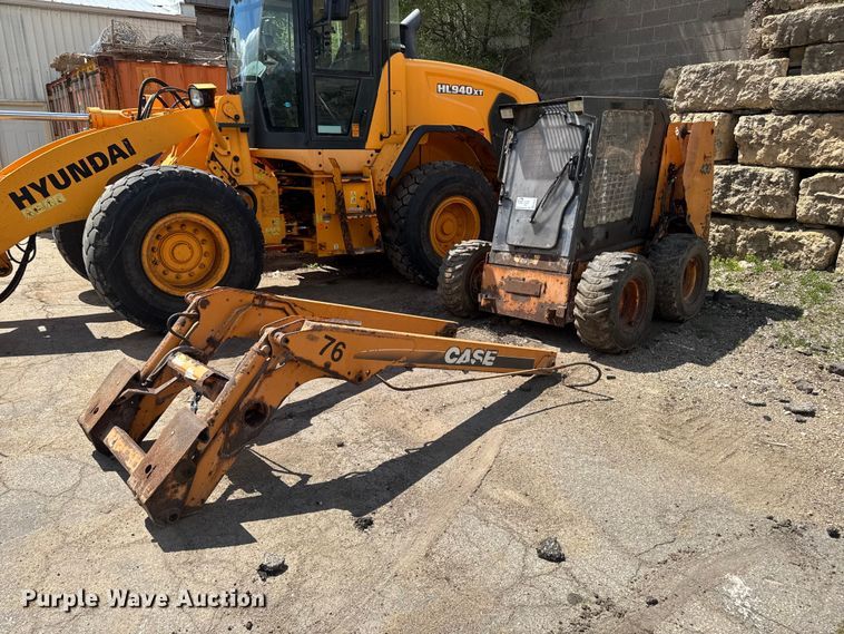Case 430 Skid Steer Loader - photo 1