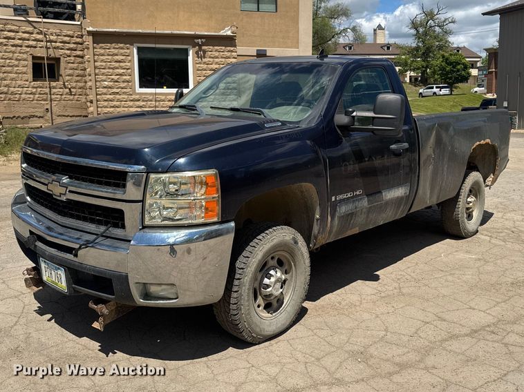 2007 Chevrolet Silverado 2500HD Pickup Truck - photo 1