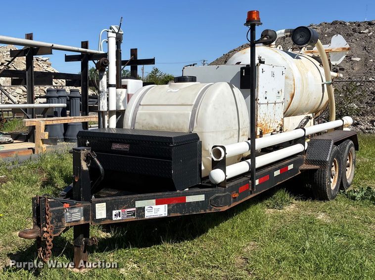 2001 High Lite V-T1500D Vacuum Trailer - photo 1