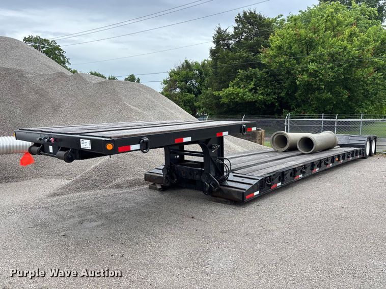 2007 Fontaine Lowboy Equipment Trailer - photo 1