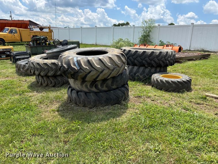 (12) Tires - photo 1