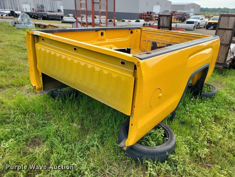 GMC Sierra Pickup Truck Bed - photo 1