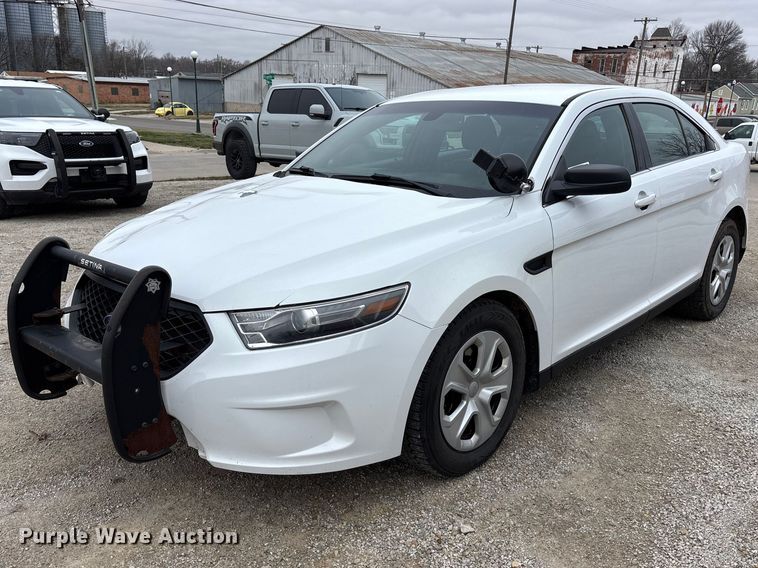 2019 Ford Taurus Police - photo 1