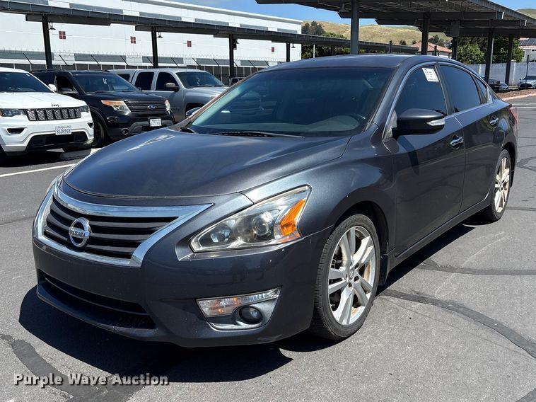 2013 Nissan Altima Passenger Vehicle - photo 1