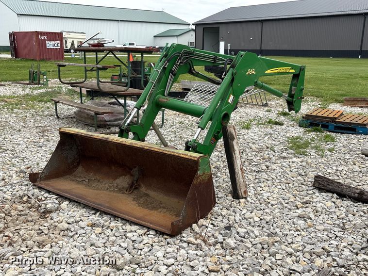 John Deere 542 Loader - photo 1