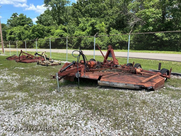 (4) Mowers - photo 1