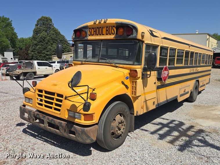 2007 Blue Bird Vision School Bus - photo 1