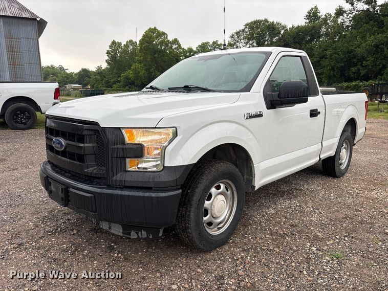 2015 Ford F150 XL Pickup Truck - photo 1