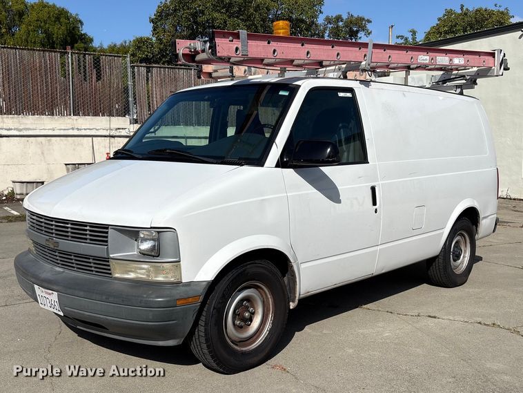 2000 Chevrolet Astro Van - photo 1