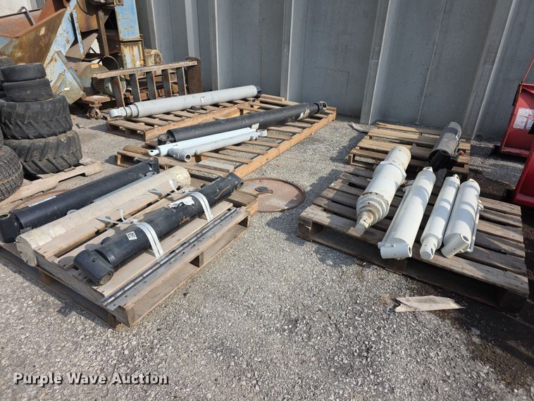 Truck Parts - photo 1