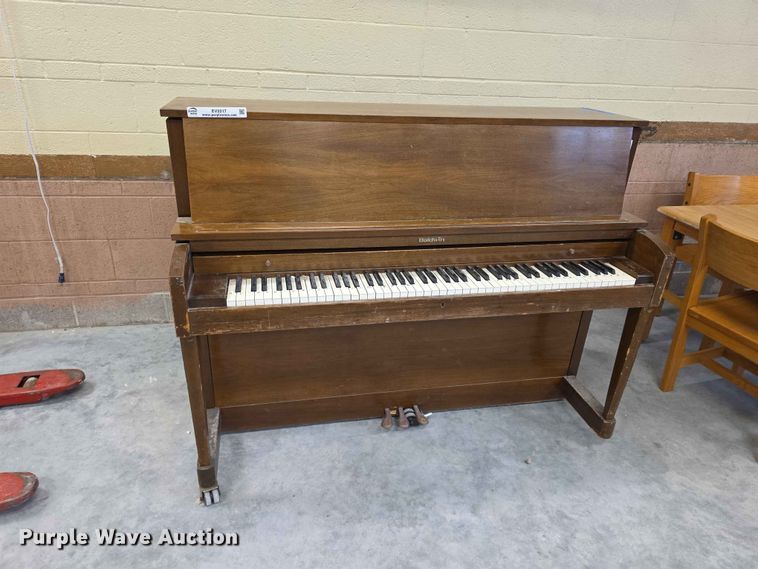 Baldwin Piano - photo 1