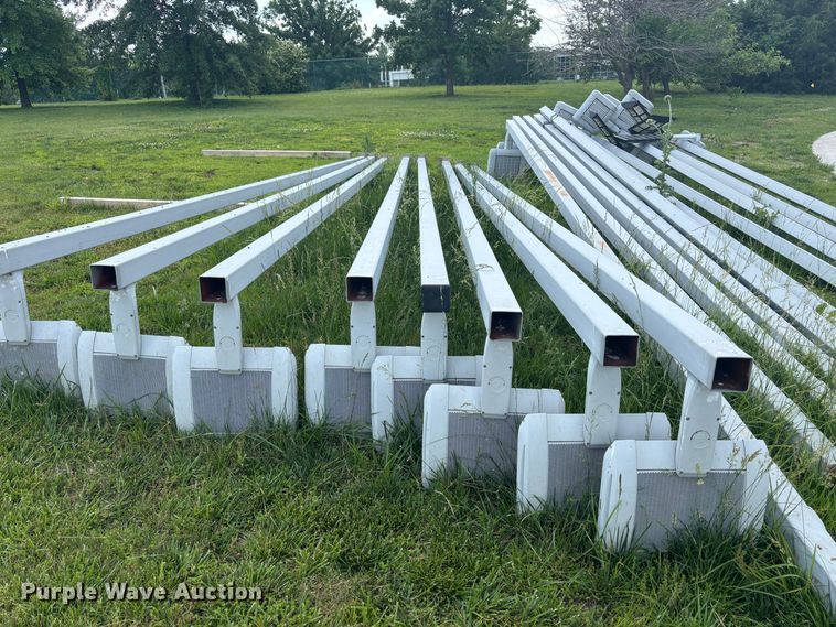 (16) Light Poles - photo 1