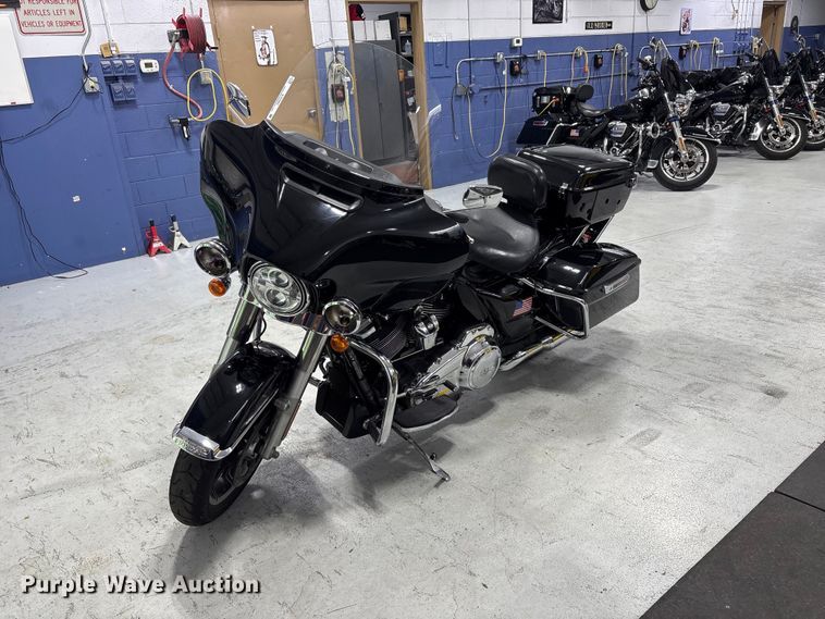 2021 Harley-Davidson Police Electra Glide Motorcycle - photo 1