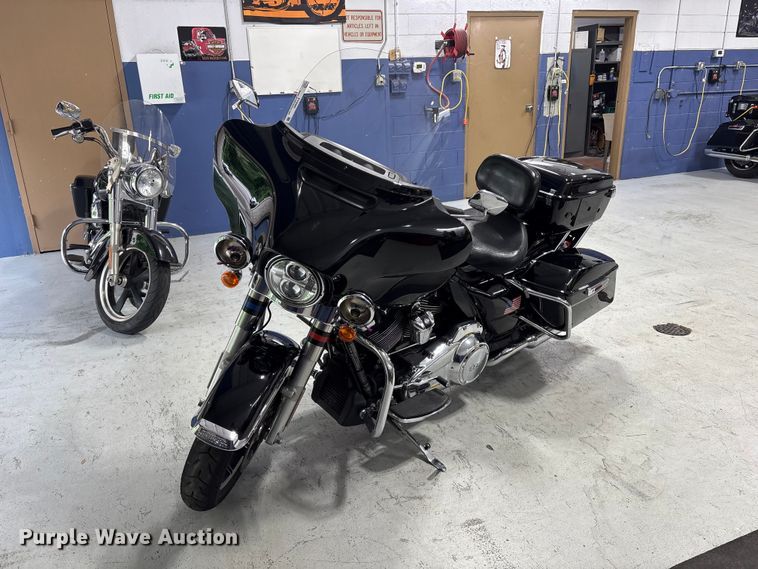 2021 Harley-Davidson Police Electra Glide Motorcycle - photo 1