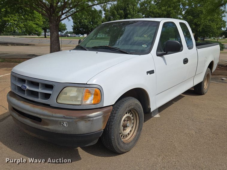 1997 Ford F150 Ext. Cab Pickup Truck - photo 1
