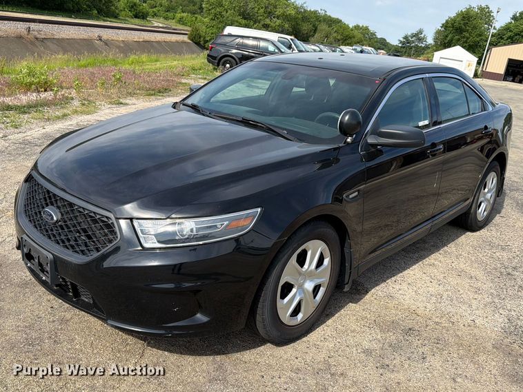 2016 Ford Taurus Police Interceptor - photo 1