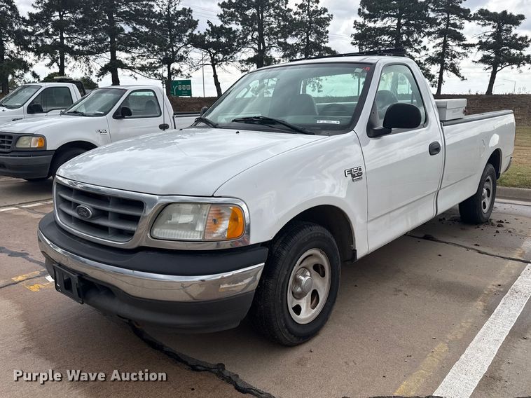 2003 Ford F150 XL Pickup Truck - photo 1
