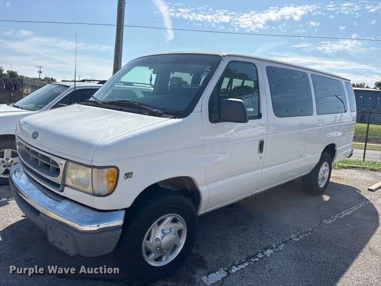 2000 Ford E350 Van - photo 1