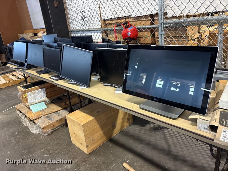Dell Approximately 22 Dell Monitors - photo 1