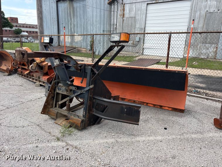 2008 Wausau Snow Plow - photo 1