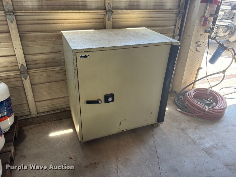 Mosler Safe - photo 1