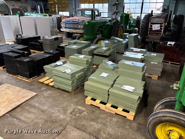 (8) Pallets Of Lock Boxes - photo 1
