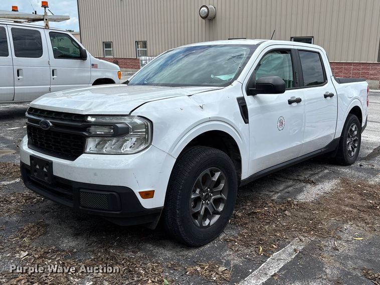2023 Ford Maverick XLT Crew Cab Pickup Truck - photo 1