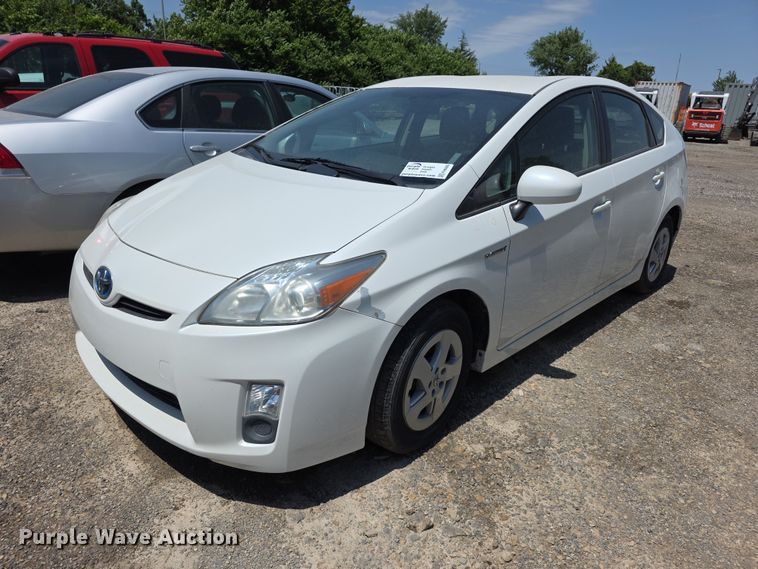 2011 Toyota Prius - photo 1