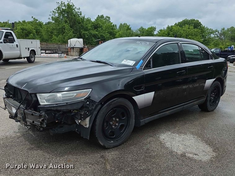 2015 Ford Taurus Police Interceptor - photo 1
