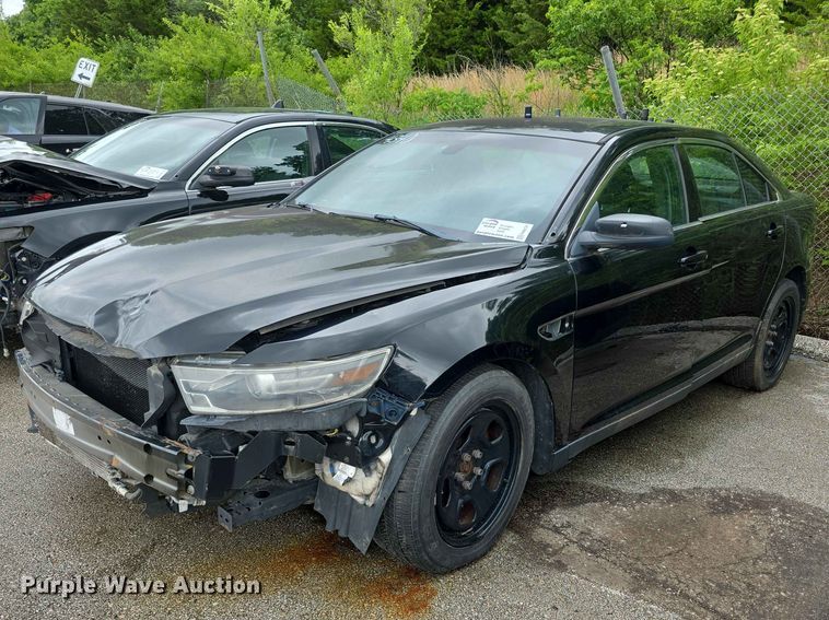 2015 Ford Taurus Police Interceptor - photo 1
