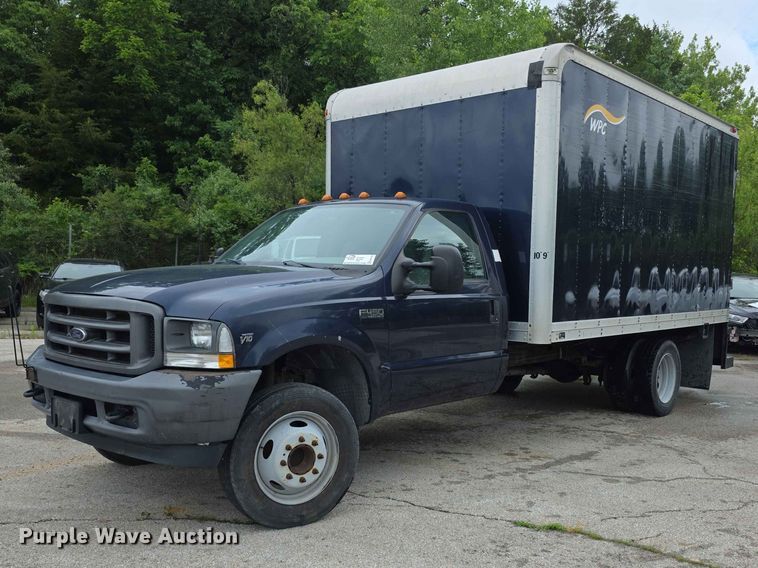 2002 Ford F450 Super Duty XL Box Truck - photo 1