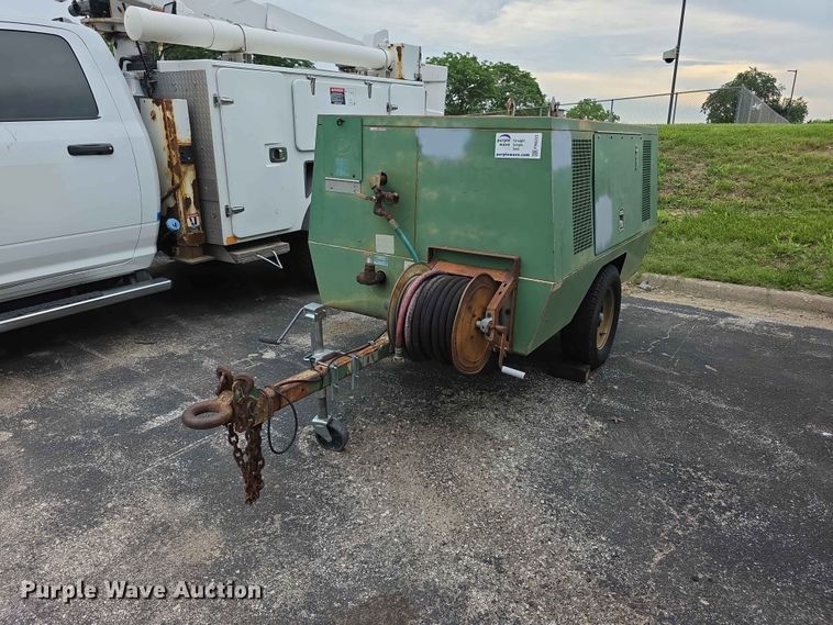 1991 Sullair 185DPQJD Air Compressor - photo 1