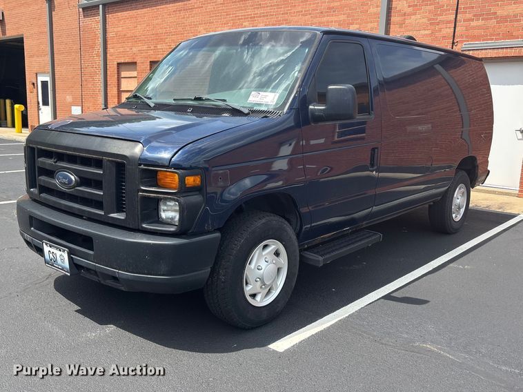 2008 Ford E250 Van - photo 1