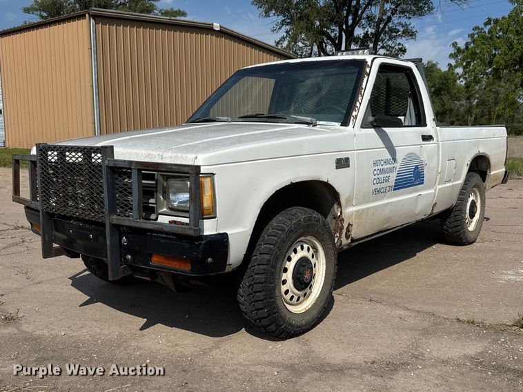 1989 Chevrolet S10 Pickup Truck - photo 1