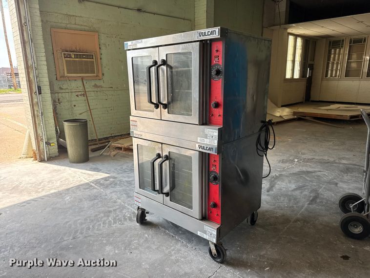 (2) Vulcan VC4GD-11D1 Ovens - photo 1