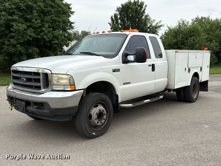 2004 Ford F450 Super Duty Ext. Cab Utility / Service Truck - photo 1