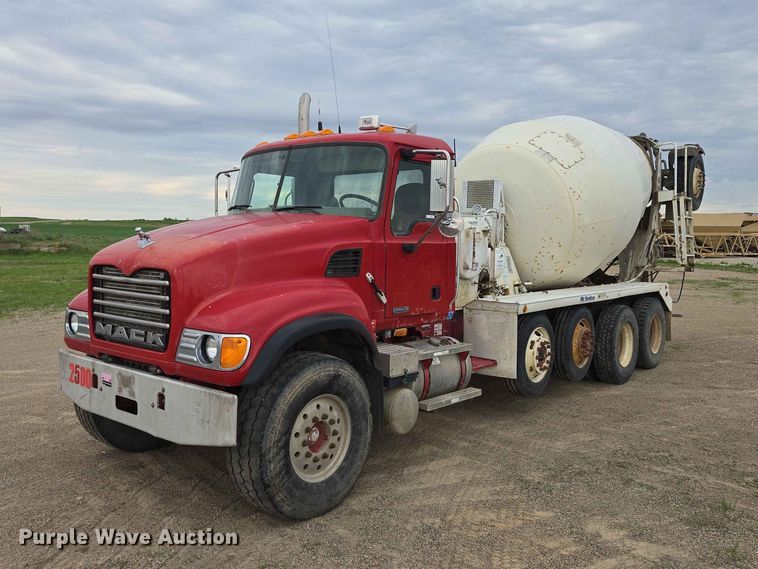 2007 Mack CV513 Ready Mix Truck - photo 1