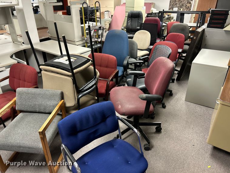 (28) Office Chairs - photo 1