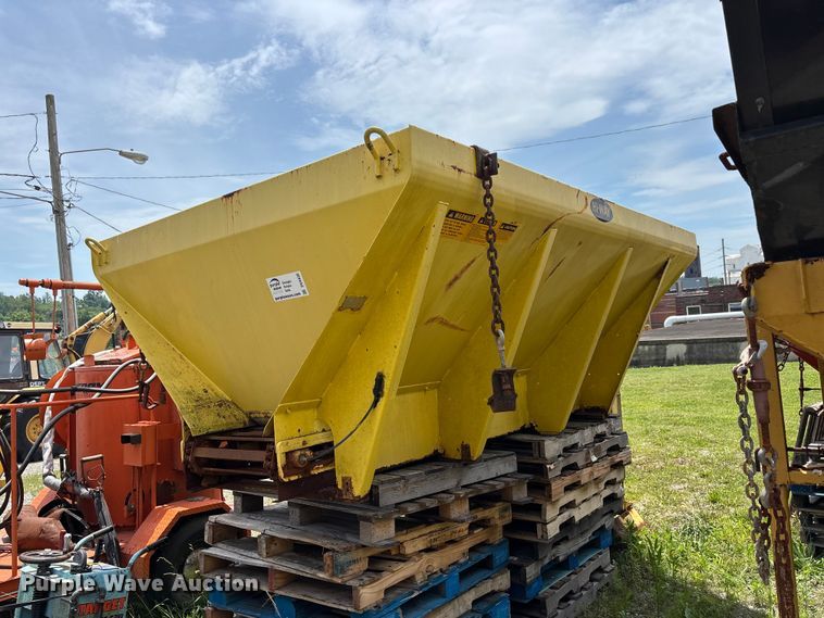 Hi-Way E-2020-10 Spreader - photo 1
