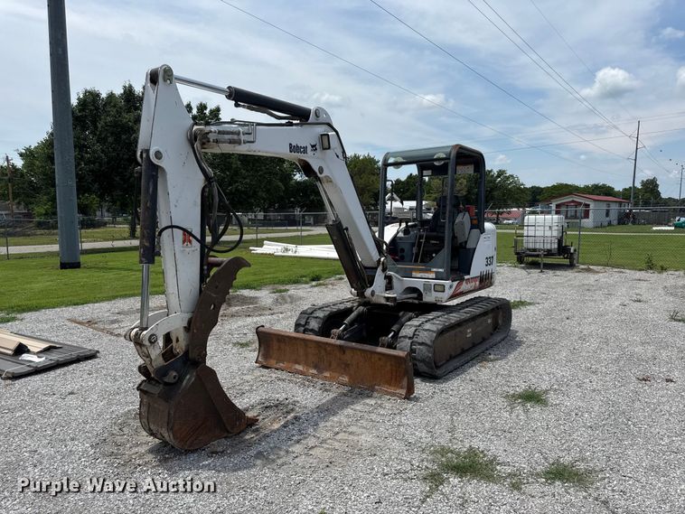 2002 Bobcat 337D Mini Excavator - photo 1