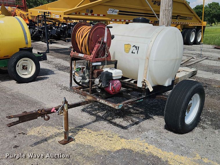 Sprayer - photo 1
