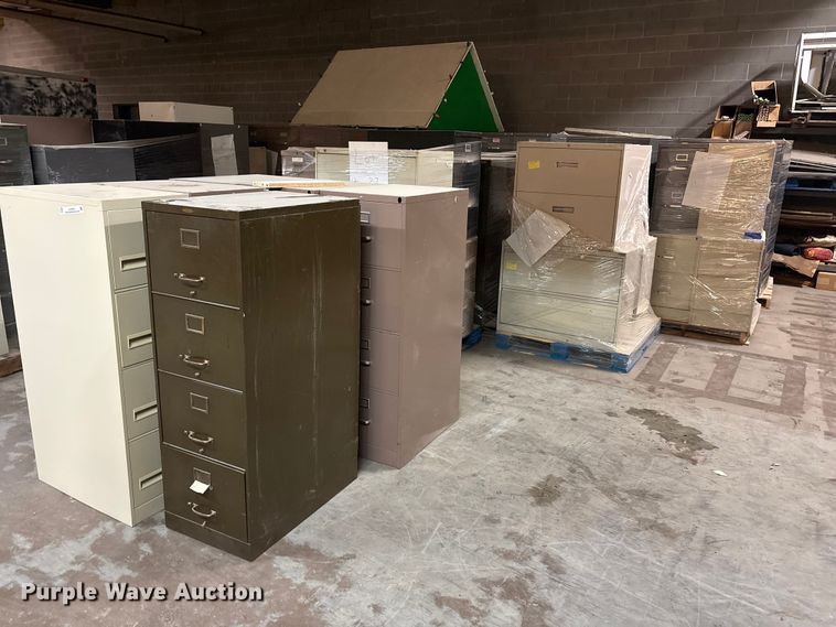 (42) Cabinets - photo 1