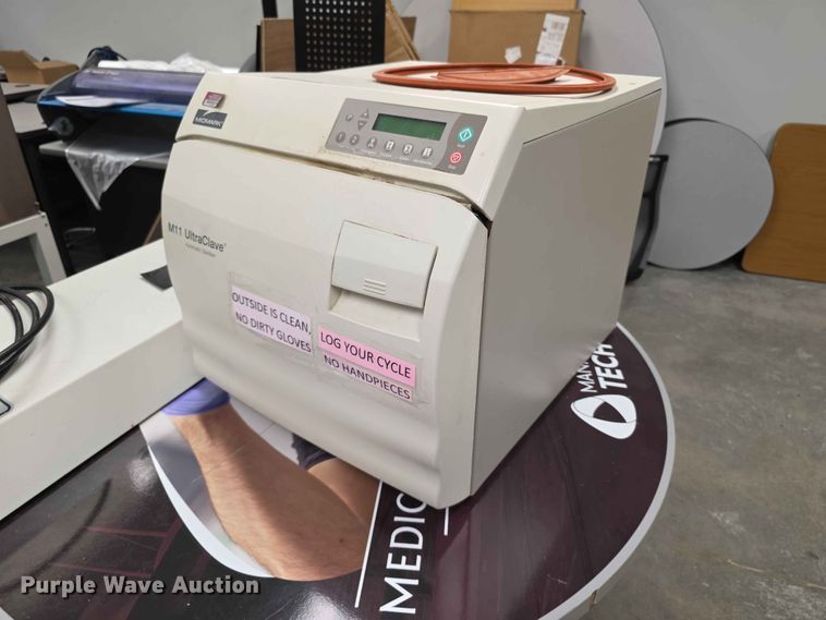 Midmark M11-020 Autoclave - photo 1