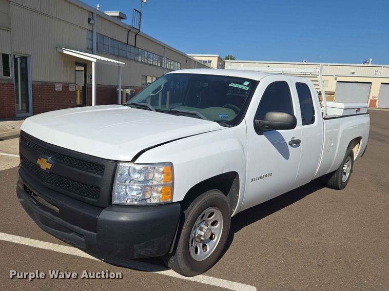 2012 Chevrolet Silverado 1500 Ext. Cab Pickup Truck - photo 1