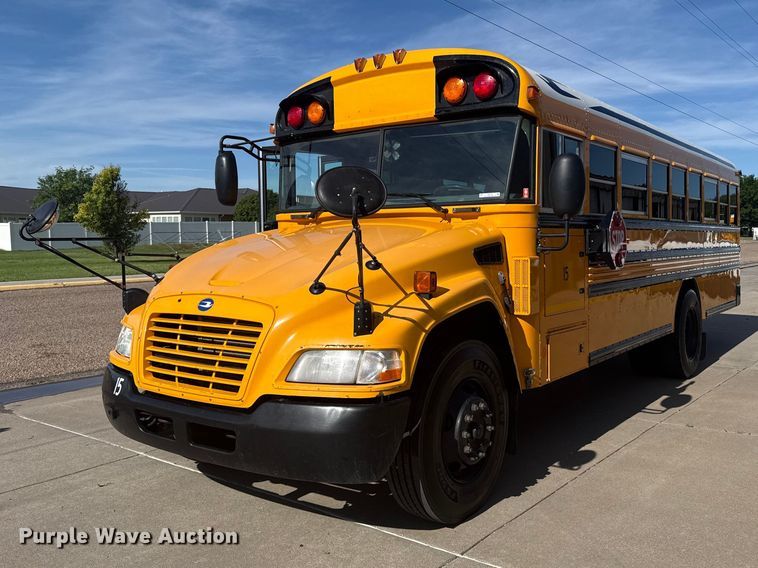 2011 Blue Bird Vision School Bus - photo 1