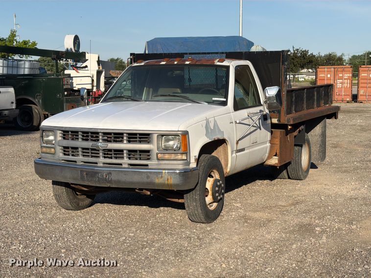 1995 Chevrolet C3500 Dump Flatbed Pickup Truck - photo 1