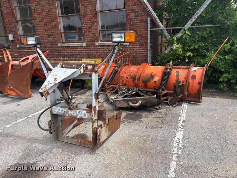 2010 Henderson Snow Plow - photo 1