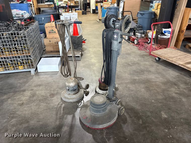 (3) Floor Buffers - photo 1