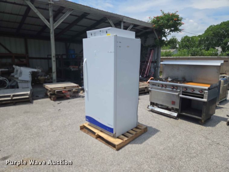 Fisher Isotemp 3720A Refrigerated BOD Incubator - photo 1