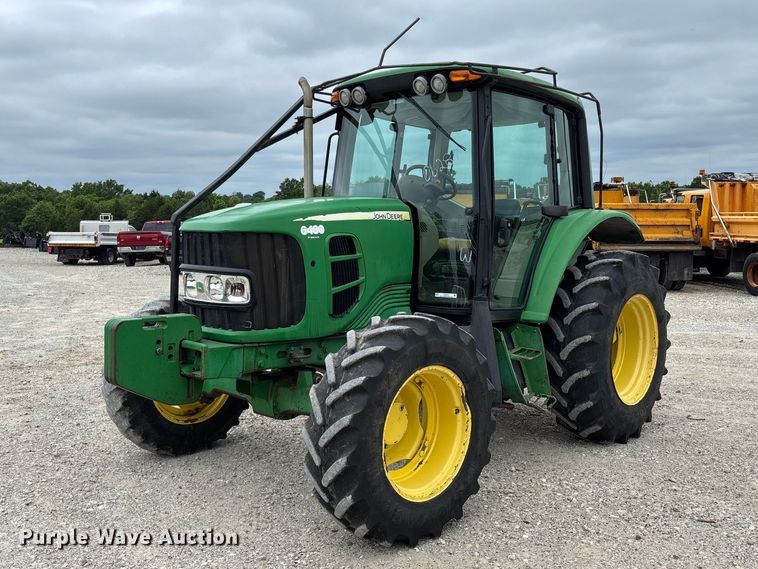 2010 John Deere 6430 MFWD Tractor - photo 1